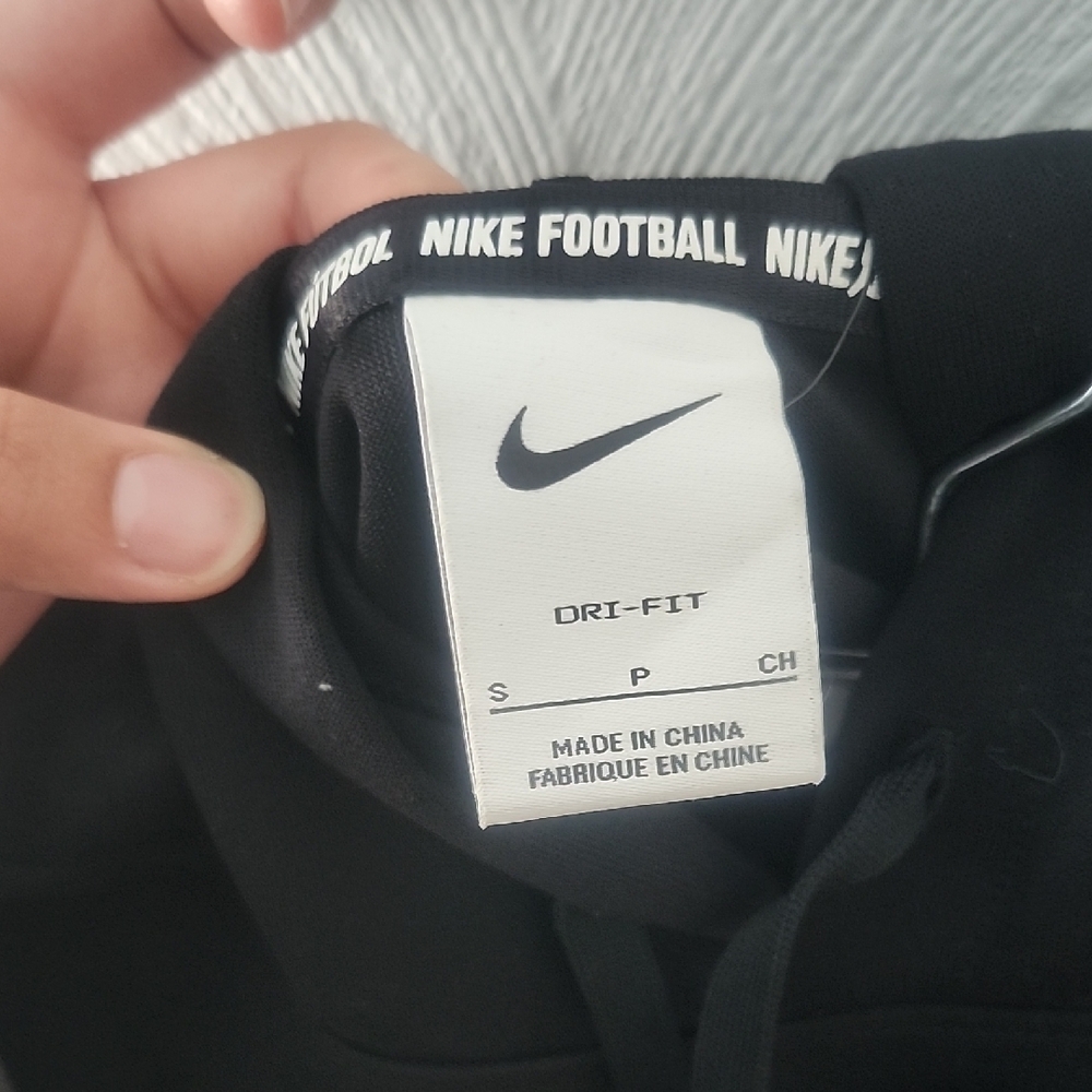 Nike Black Full-Zip Hoodie with Vest - Picture 2 of 8
